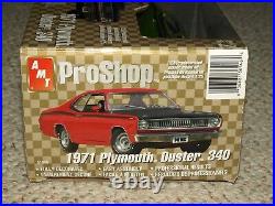 AMT ProShop 1971 Plymouth Duster 340 Model Kit 125 Green