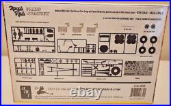 AMT Royal Rail iHobby Limited Edition 1 of 300 Kustom Glow Rod AMT 630 Sealed