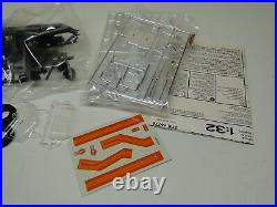 AMT Snap Fit Kenworth Aerodyne Semi Truck Plastic Model Kit ERTL 1/32 #6776