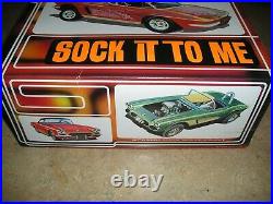 AMT Sock It To Me 1962 Corvette Model Kit Chase Metallic Orange Kat Kit Edition