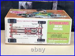 AMT T323 200 125 Model Kit DENNY McLAIN'S HORSE HIDE HAULER All American AS-IS