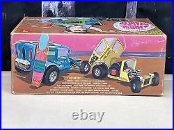 AMT T323 200 125 Model Kit DENNY McLAIN'S HORSE HIDE HAULER All American AS-IS
