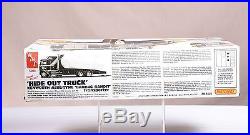 AMT Tyrone Malone Bandag Hide Out truck (opened)