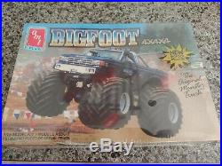 AMT. VINTAGE 1989 Ford F150 BIGFOOT 4X4X4 125 SCALE MODEL KIT NEW IN BOX 6791