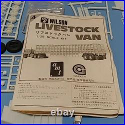 AMT Vintage Wilson Livestock Van Trailer Plastic 1/25 Scale Model Kit