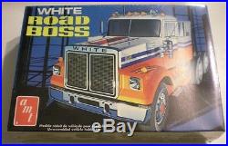 AMT White Road Boss Conventional Plastic Model Truck Kit 1/25 #T-527 Issued 1974