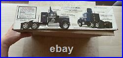 AMT White Western Star Georgia Pacific 1/25 Scale Kit Open Box Rare