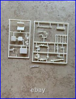 AMT White Western Star Georgia Pacific 1/25 Scale Kit Open Box Rare