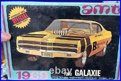 AMT Y902 #87 1969 Ford Galaxie XL Bumbles Bee Annual Vintage KIT McM 1/25 niob