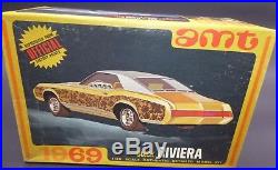 AMT Y915 1969 BUICK RIVIERA ANNUAL 1/25Model Car MountainCOMPLETE