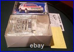 AMT iHOBBY EXCLUSIVE 1981 FORD BRONCO MODEL KIT New Sealed 1/25 # 38567 Rare