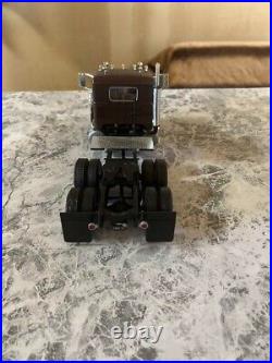 American Big Rig Legend DIAMOND REO Tractor Head Assembled Model Kit Scale 125