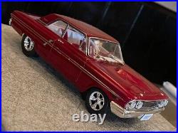 American Classic Car Legend 1964 FORD FAIRLANE Assembled Model Kit Scale 125