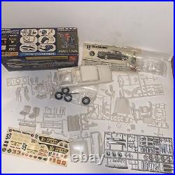 Amt 1953 Studebaker Customizing Kit Bonneville Car Model Kit