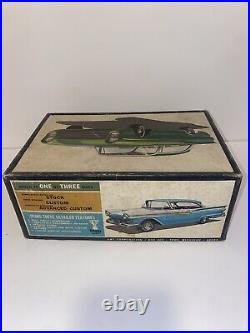 Amt 1957 Ford Hardtop Kandy-Kart Car Model Kit