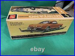 Amt 1960s 60s Ford Mustang Fastback 2+2 Model Car Kit 1/25 Scale 6155 Shelby Gt