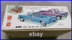 Amt 1961 Pickup Truck with Trailer 1/25 Model Kit #22477