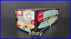 Amt 1962 Tempest Hardtop Original 1/25 Complete M2