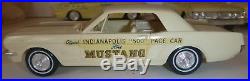 Amt 1964 Ford Mustang Indy Pace Promo 1/25 Vintage Model Car Mountain