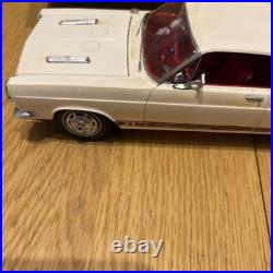 Amt 1966 Ford Fairlane original issue 1/25 scale Assembled & Painted