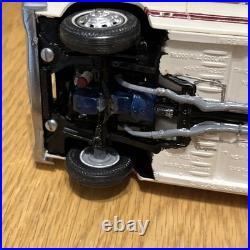 Amt 1966 Ford Fairlane original issue 1/25 scale Assembled & Painted