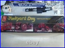 Amt 1967 Mack Junkyard Dog Model Kit