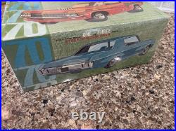 Amt 1970 Chevy Ss Impala Original Issue Factory Sealed Kit! Circa 1970! Vmcp