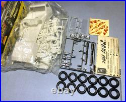 Amt 1976 Ford F-350 Tuff Truk Pickup Truck #t413 1/25 Mpc Nos Mint S/i Model