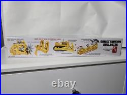 Amt 1-25 Scale Construction Bulldozer Lowboy Trailer & Hobby Gear Sealed New