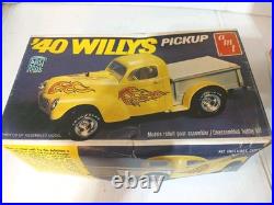 Amt 40 Willys Pickup VINTAGE Model Kit 1/25 scale