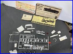 Amt 5114 1964 Ford Falcon Sprint Convertible kit 1/25 McM