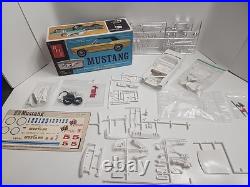 Amt # 6154 150 Ford 1964 1/2 Mustang 3 In 1 Convertible Hardtop Indy Pace Car