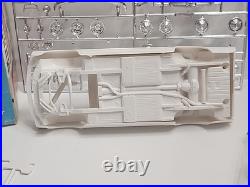 Amt # 6154 150 Ford 1964 1/2 Mustang 3 In 1 Convertible Hardtop Indy Pace Car