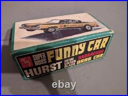 Amt 6776-150 1/25 Original Issue Hurst Hemi Under Glass Barracuda Scale Model