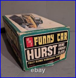 Amt 6776-150 1/25 Original Issue Hurst Hemi Under Glass Barracuda Scale Model
