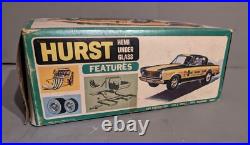 Amt 6776-150 1/25 Original Issue Hurst Hemi Under Glass Barracuda Scale Model