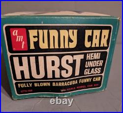 Amt 6776-150 1/25 Original Issue Hurst Hemi Under Glass Barracuda Scale Model