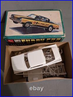 Amt 6776-150 1/25 Original Issue Hurst Hemi Under Glass Barracuda Scale Model