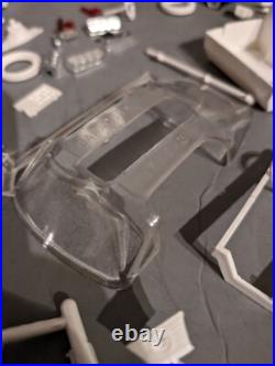 Amt 6776-150 1/25 Original Issue Hurst Hemi Under Glass Barracuda Scale Model