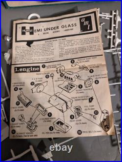 Amt 6776-150 1/25 Original Issue Hurst Hemi Under Glass Barracuda Scale Model