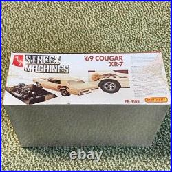 Amt'69 Cougar XR-7 amt'68 Camaro Z28 Car Plastic Model Kit Set 2 from Japan