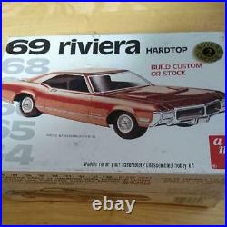 Amt Buick Riviera Hard Top'69 1/25 Model Kit #17432