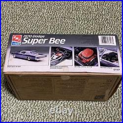 Amt DUDGE Super Bee 1970 and Revell CHEVY Nova SS'69 1/25 Model Kits #16865