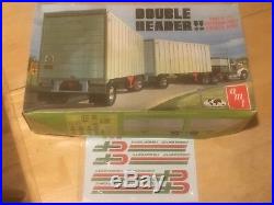 Amt Double Header Tandem Vans -trailer Model Kit New Cf Decals Included