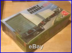 Amt Double Header Tandem Vans -trailer Model Kit New Cf Decals Included