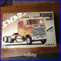 Amt Ertl 1/32 Snap Tite Ford CL 9000