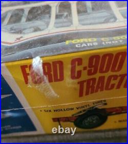 Amt Ford C-900 Tractor Truck Plus Five Car Trailer Model Kit 1/25 Scale