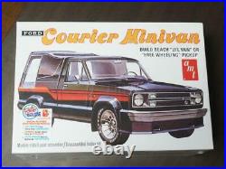 Amt Ford Courier Minivan Model Kit #21299