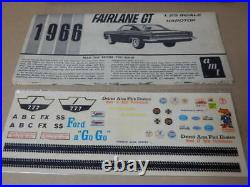 Amt Ford FAIRLANE-GT 1966 1/25 Model Kit #17583