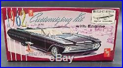 Amt K812 1962 Chrysler Imperial Convertible Annual 1/25 Model Car Mountain